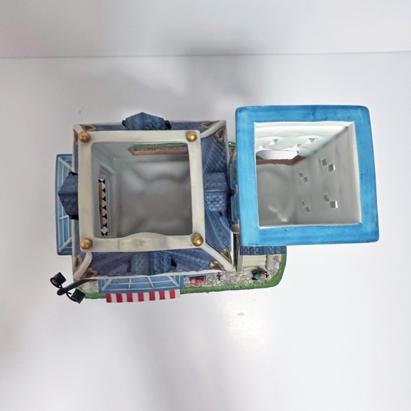 Partylite Olde World Village Candle / Tea light House, Toy Shoppe. NEW - Picture 9 of 11